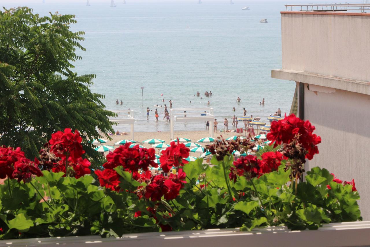 Hotel Rex Caorle Zewnętrze zdjęcie